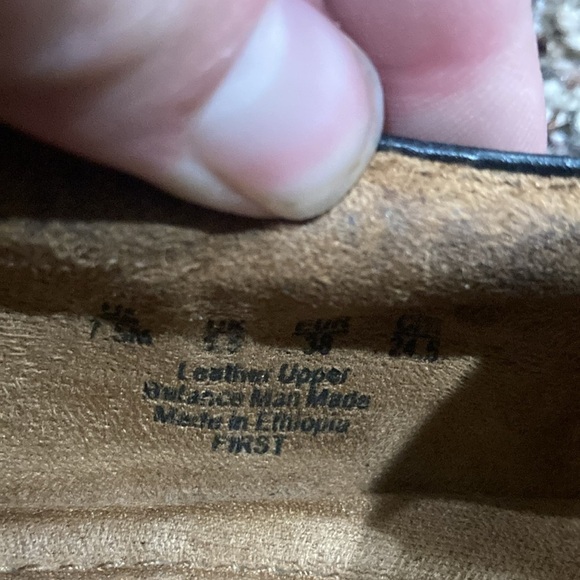 Naturalizer Women’s Black Leather Button Moccasins Shoes - Picture 8 of 8